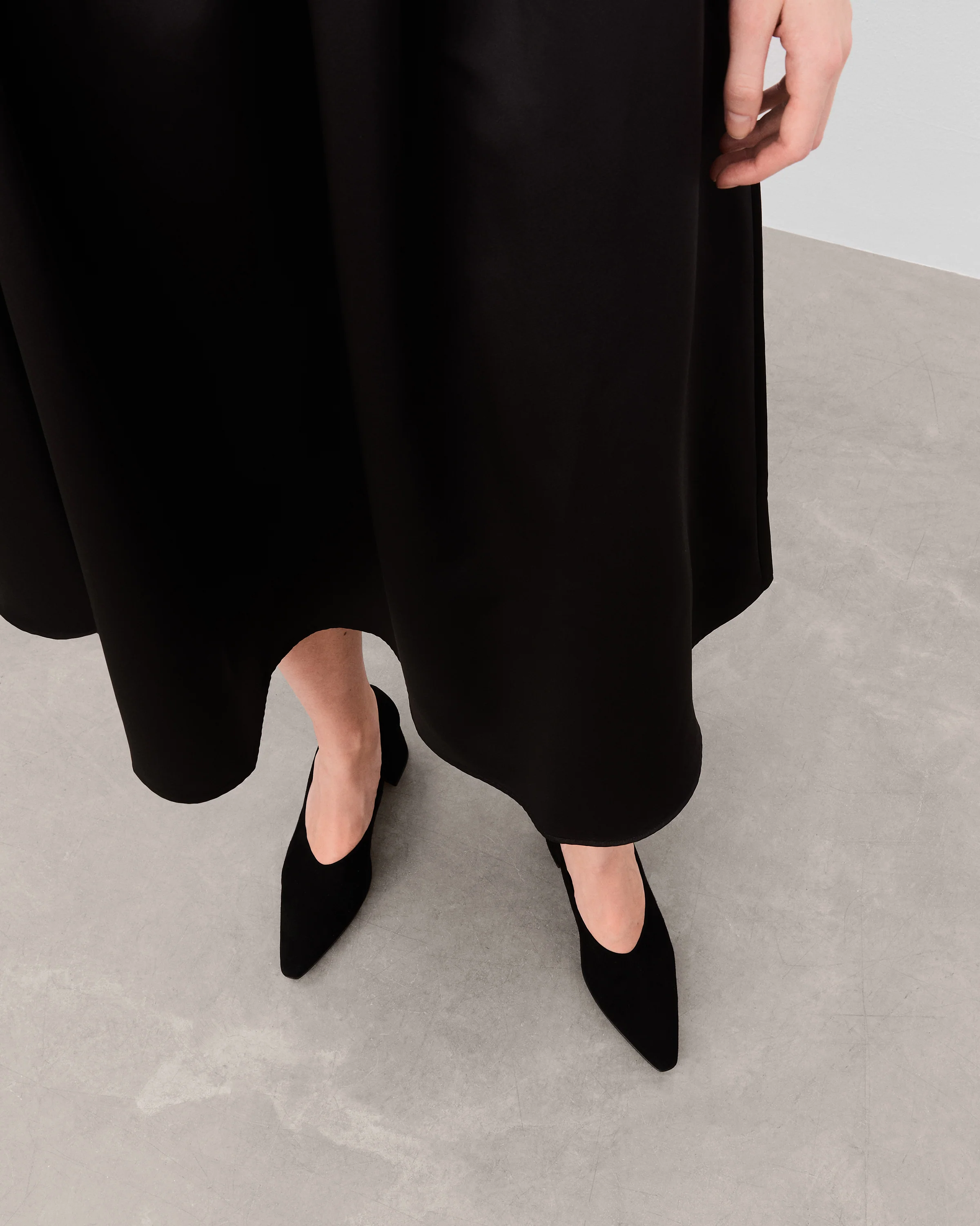 Angela Suede Black - Image 3