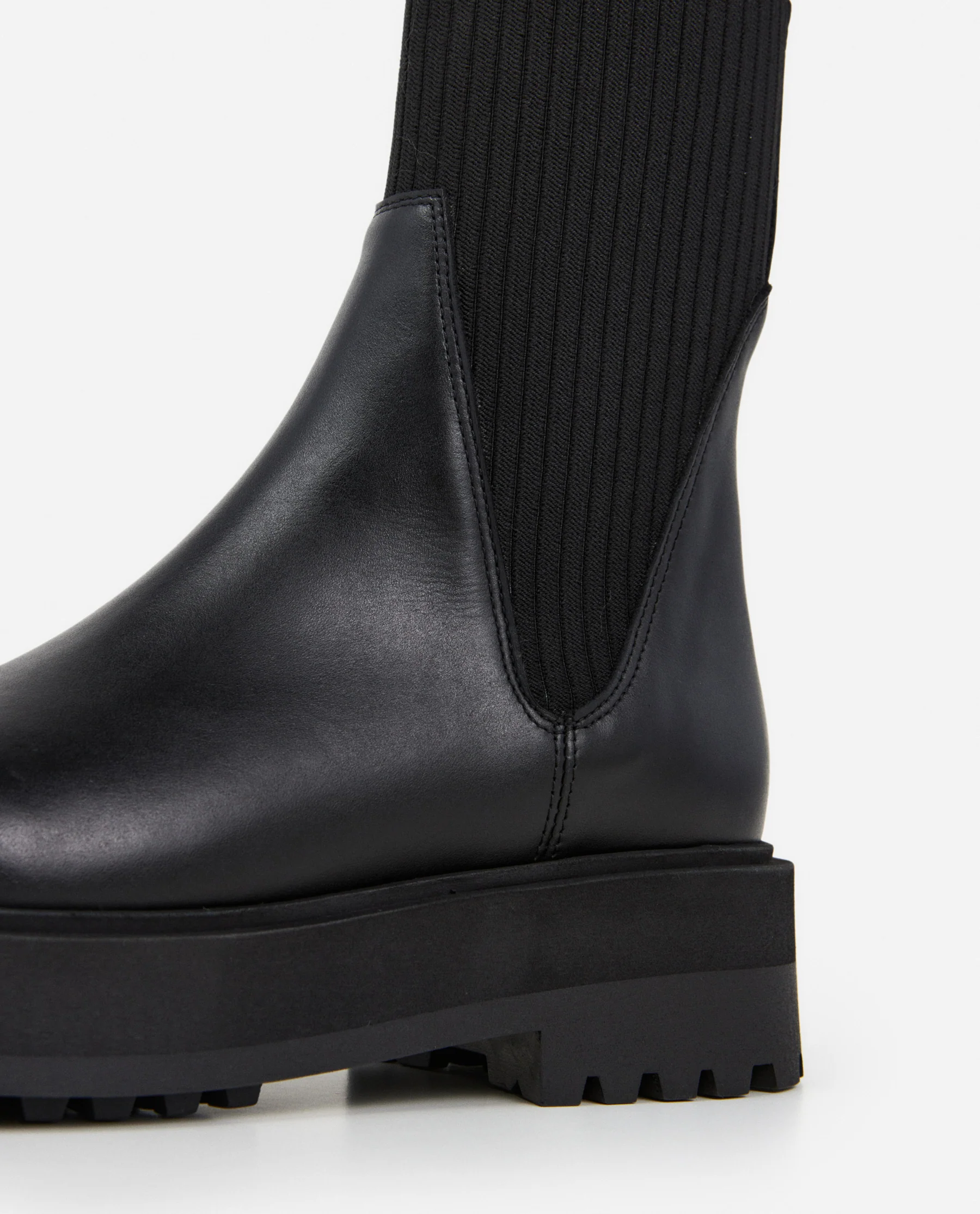 Aurora Leather Black - Image 8