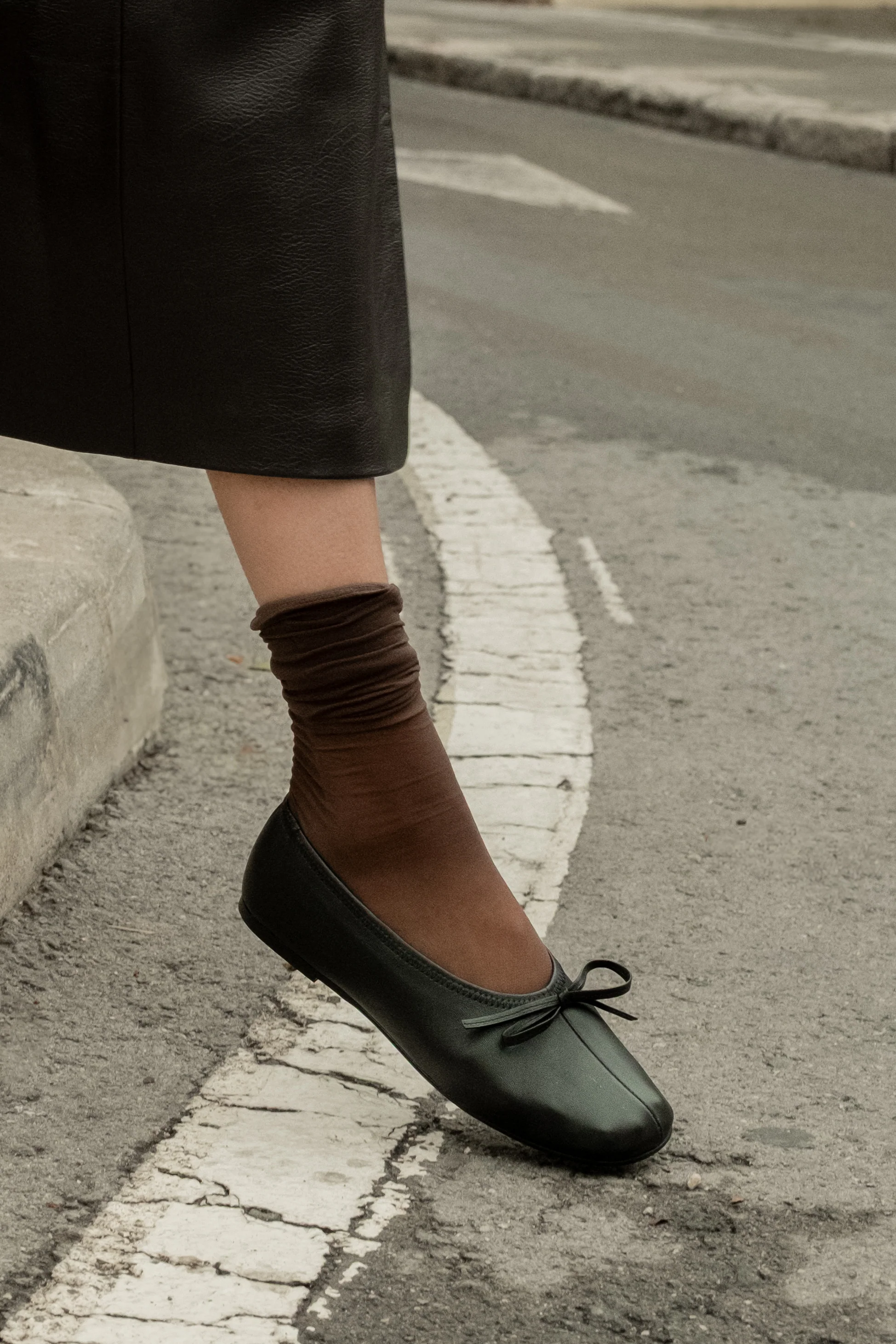 Blaise Leather Black - Image 10