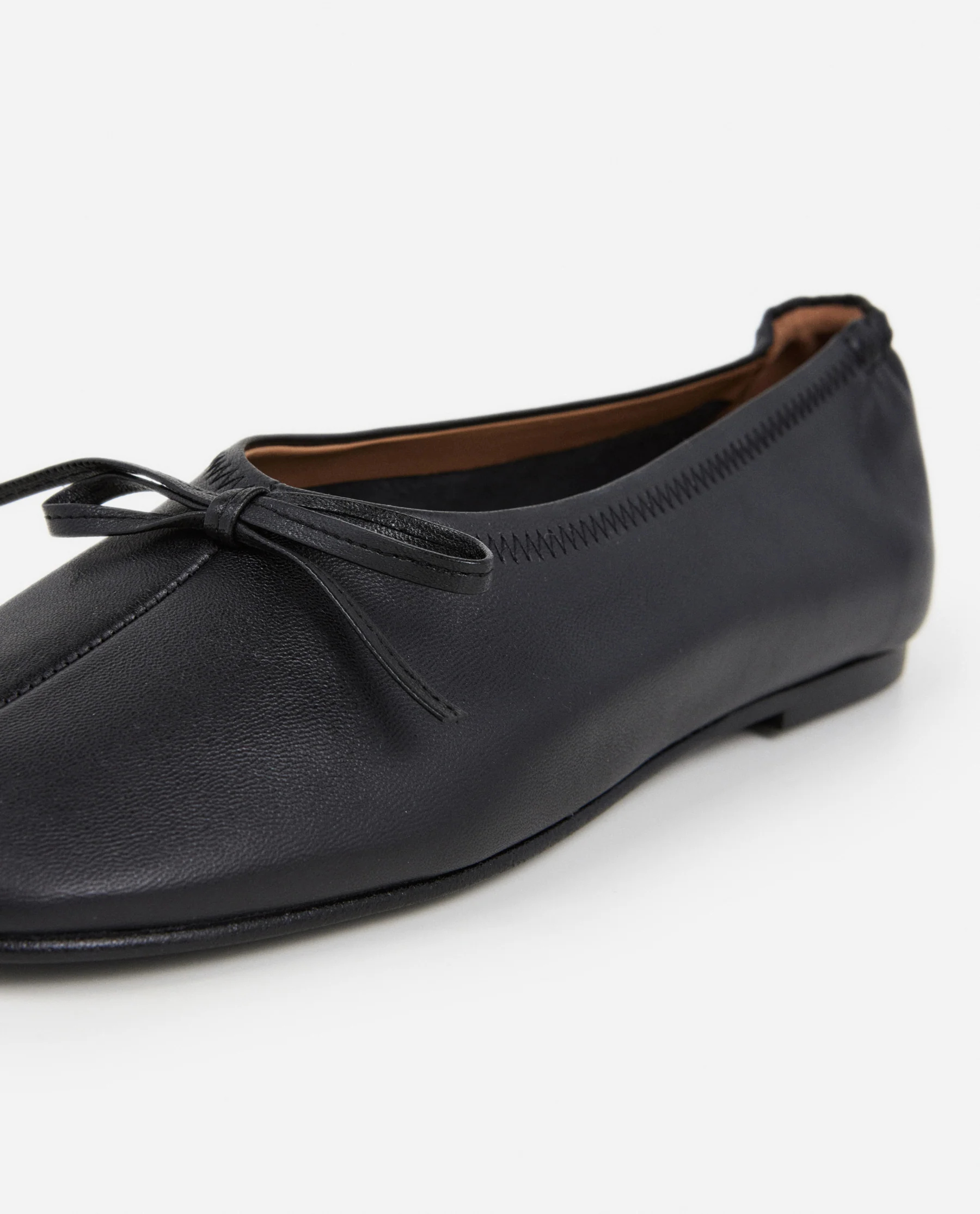 Blaise Leather Black - Image 8