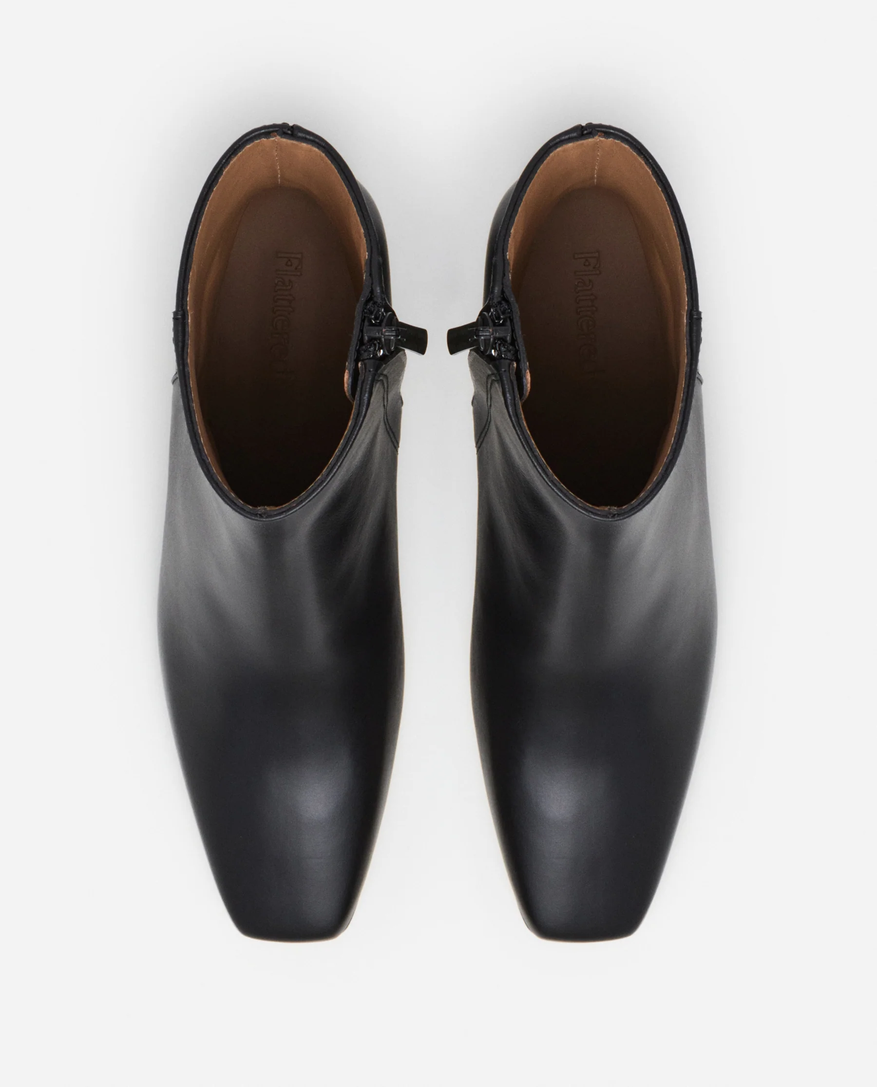 Cay Leather Black - Image 4