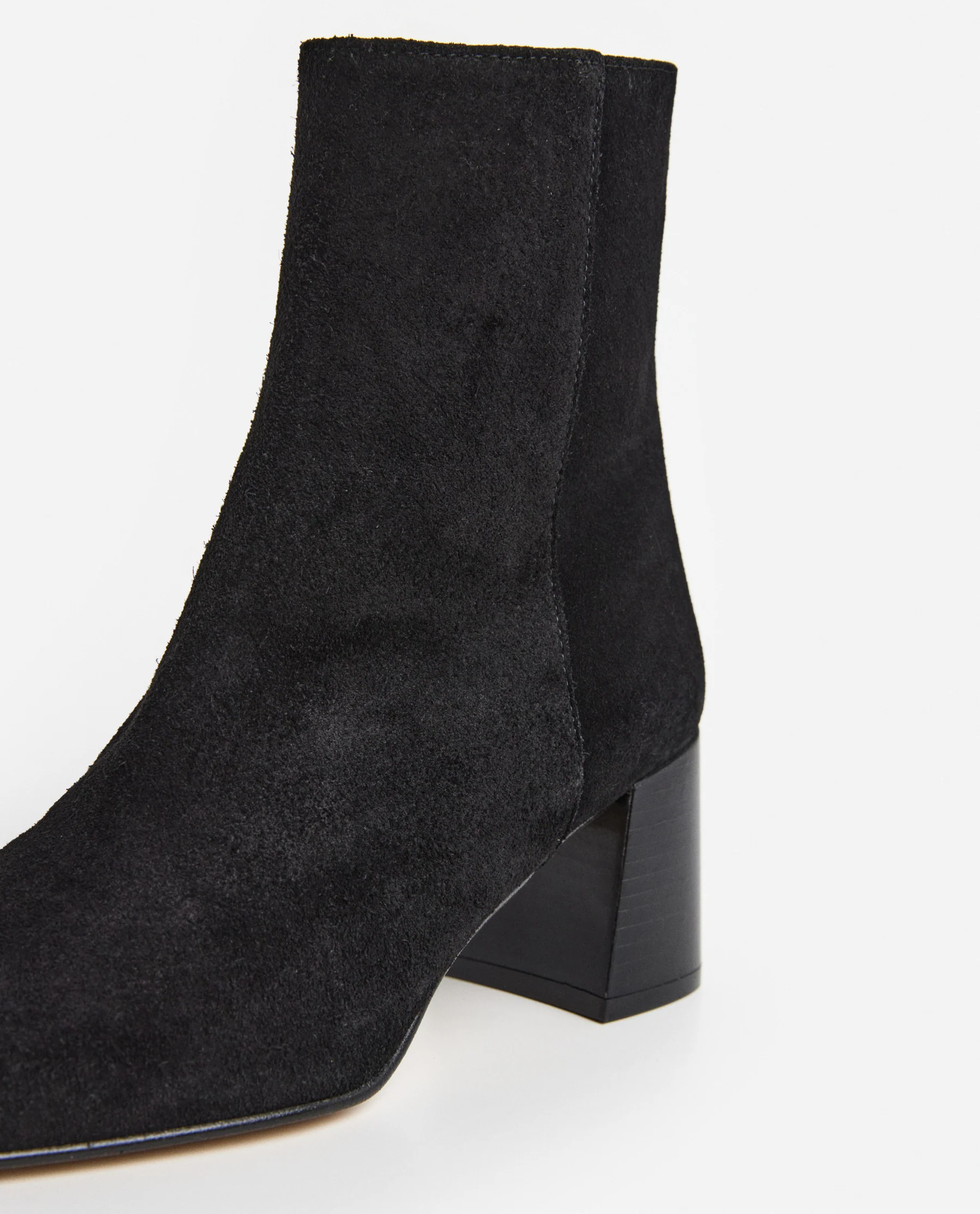 Cay Suede Black - Image 4