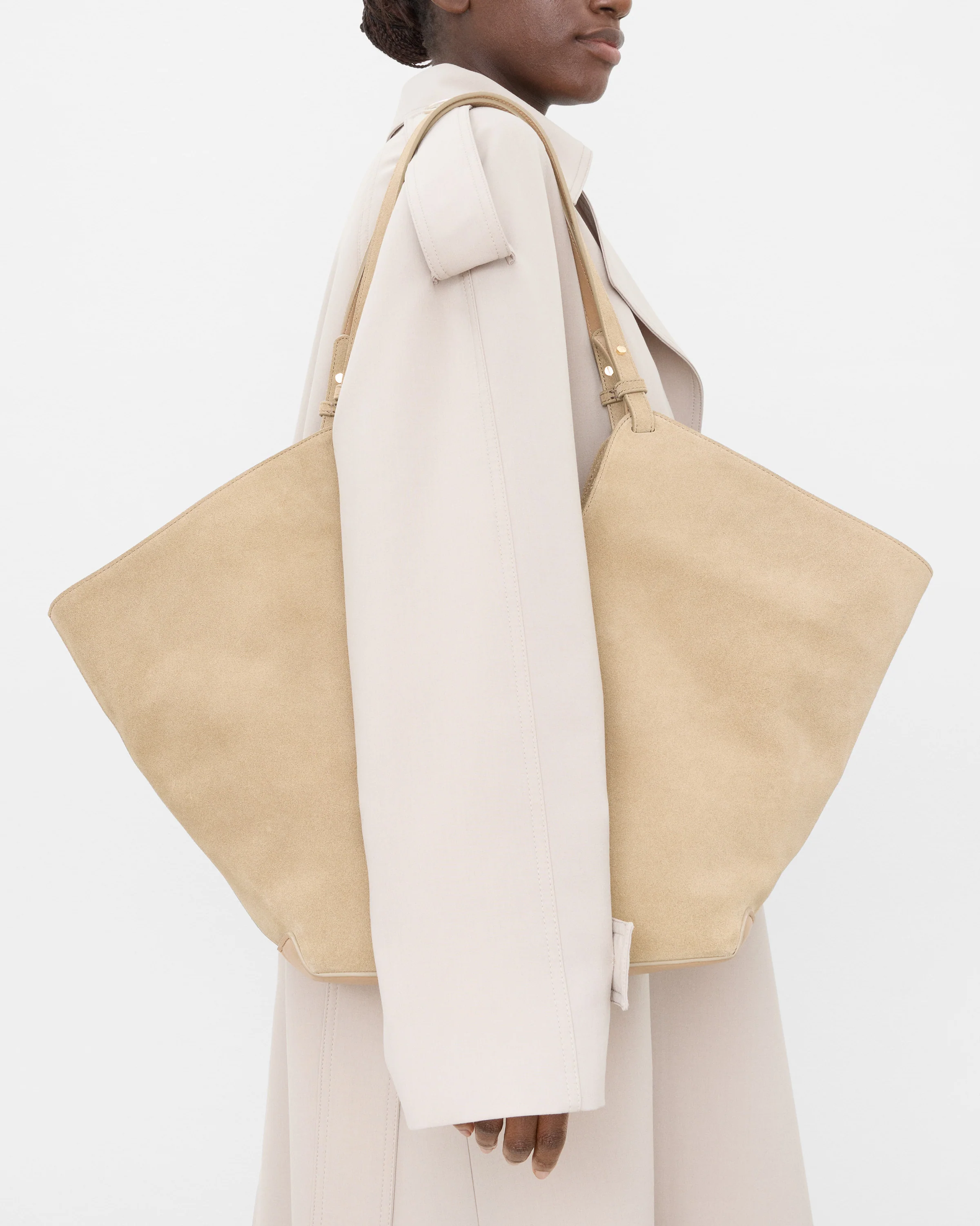 Dahlia Tote Bag Suede Sand - Image 3