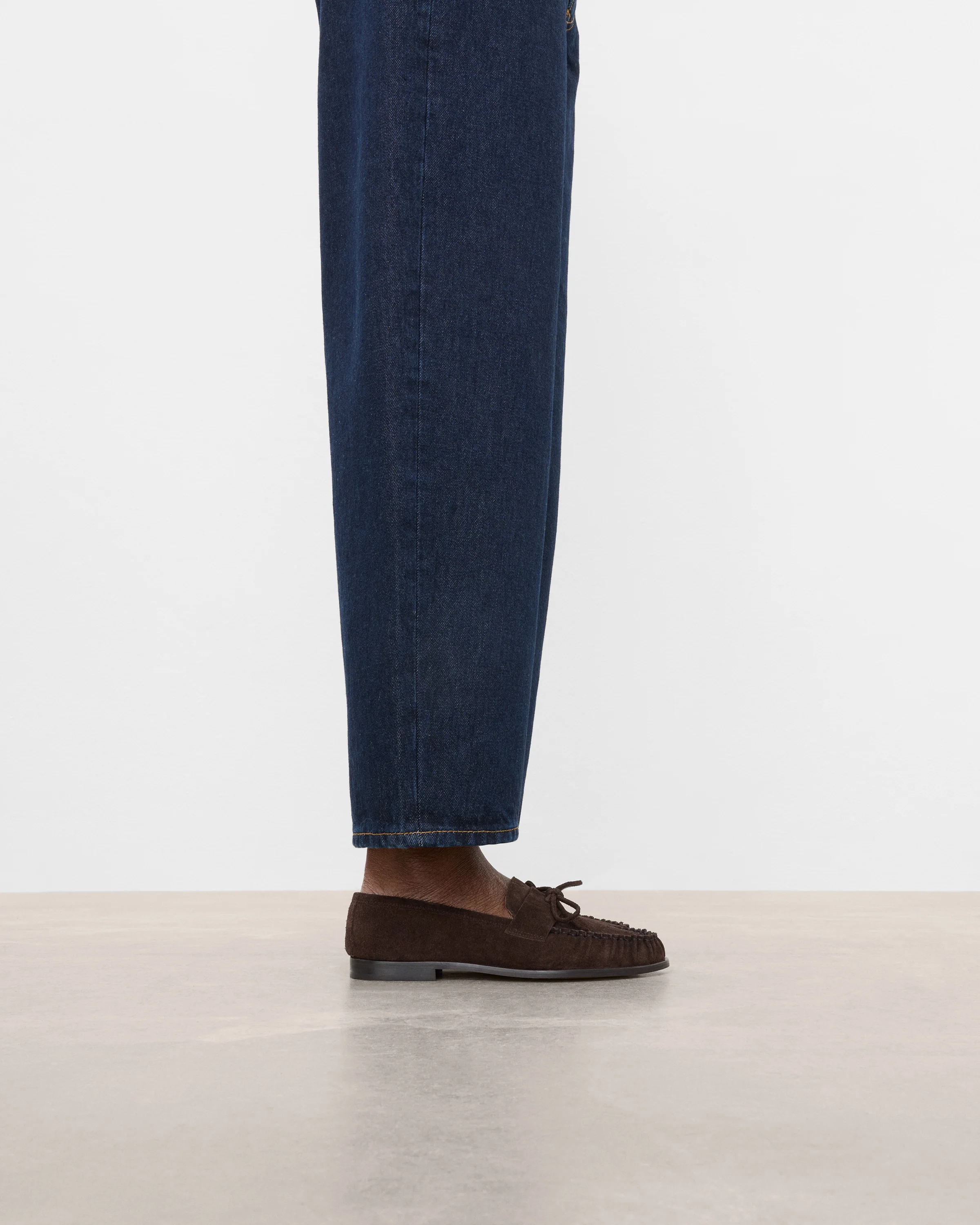 Dylan Suede Chocolate - Image 3