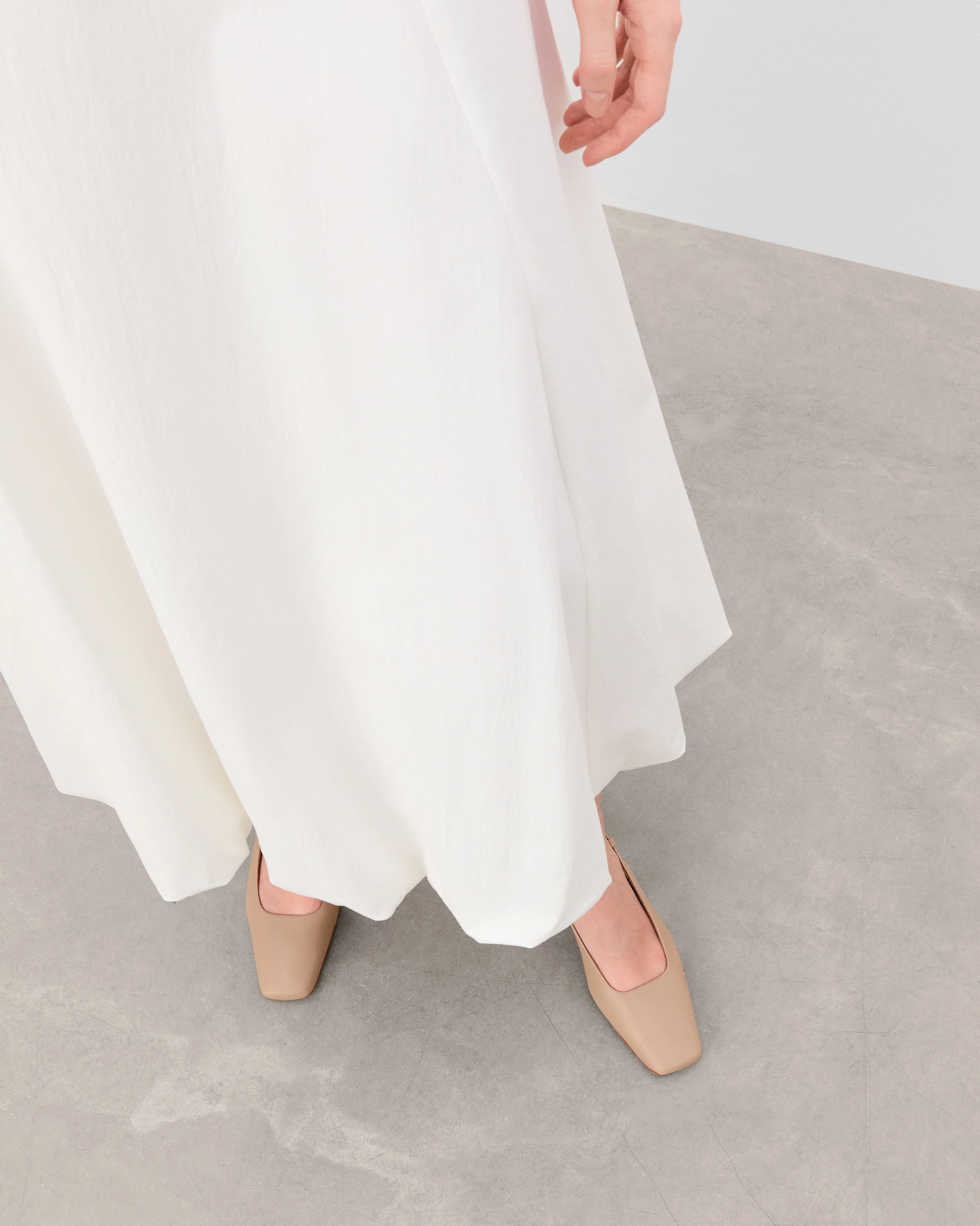 Elin Leather Beige - Image 3