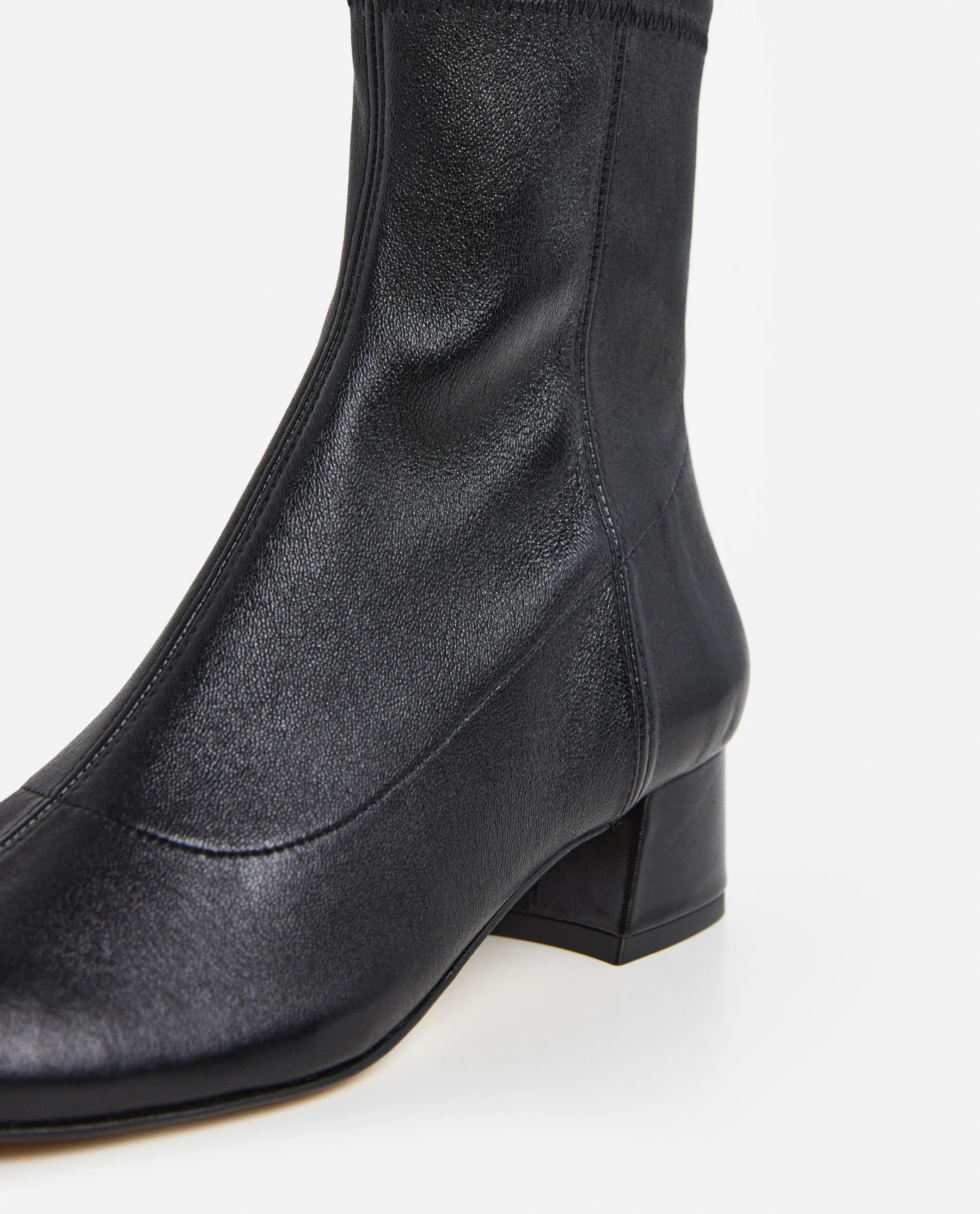 Ember Leather Black - Image 7