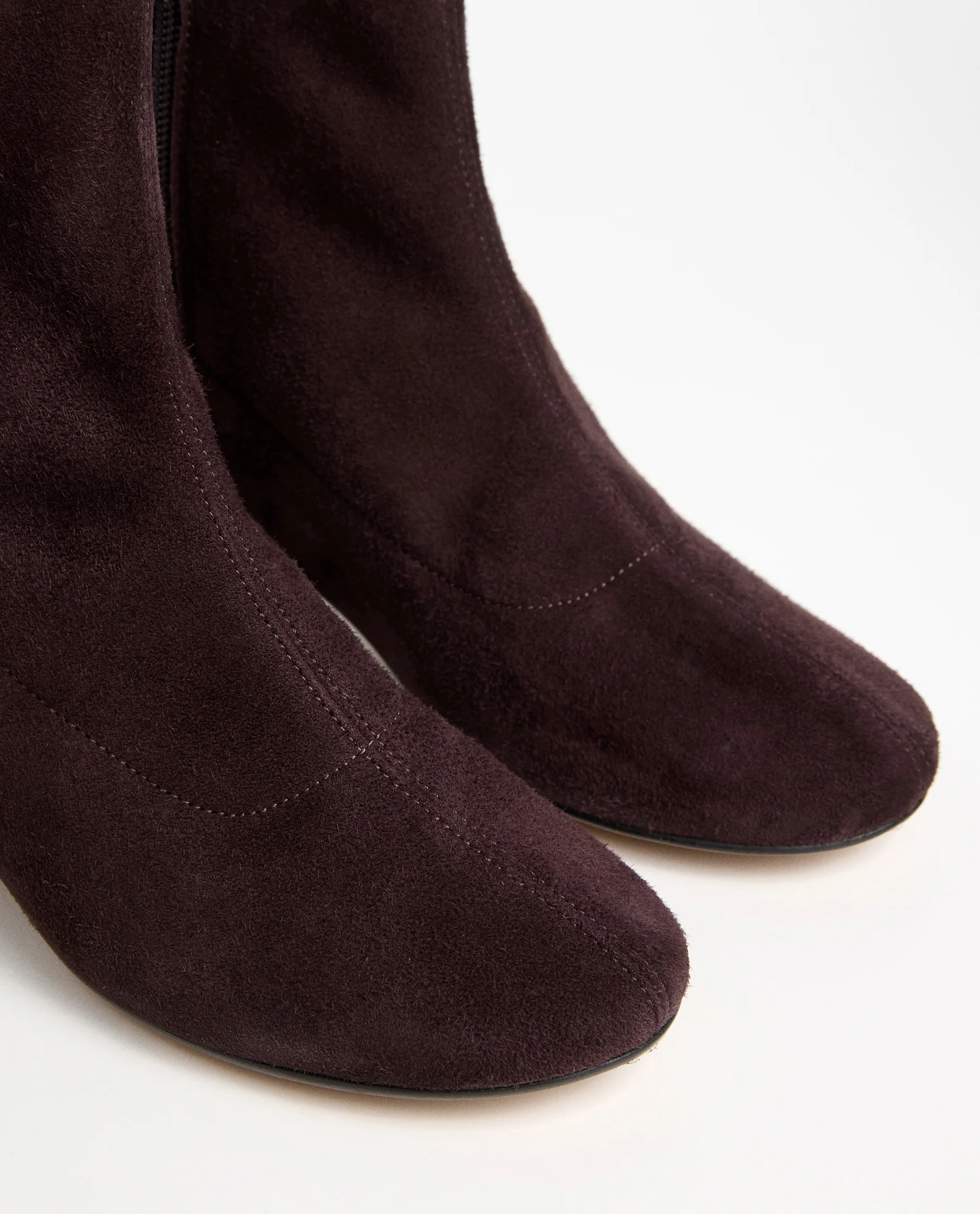 Ember Suede Chocolate - Image 7