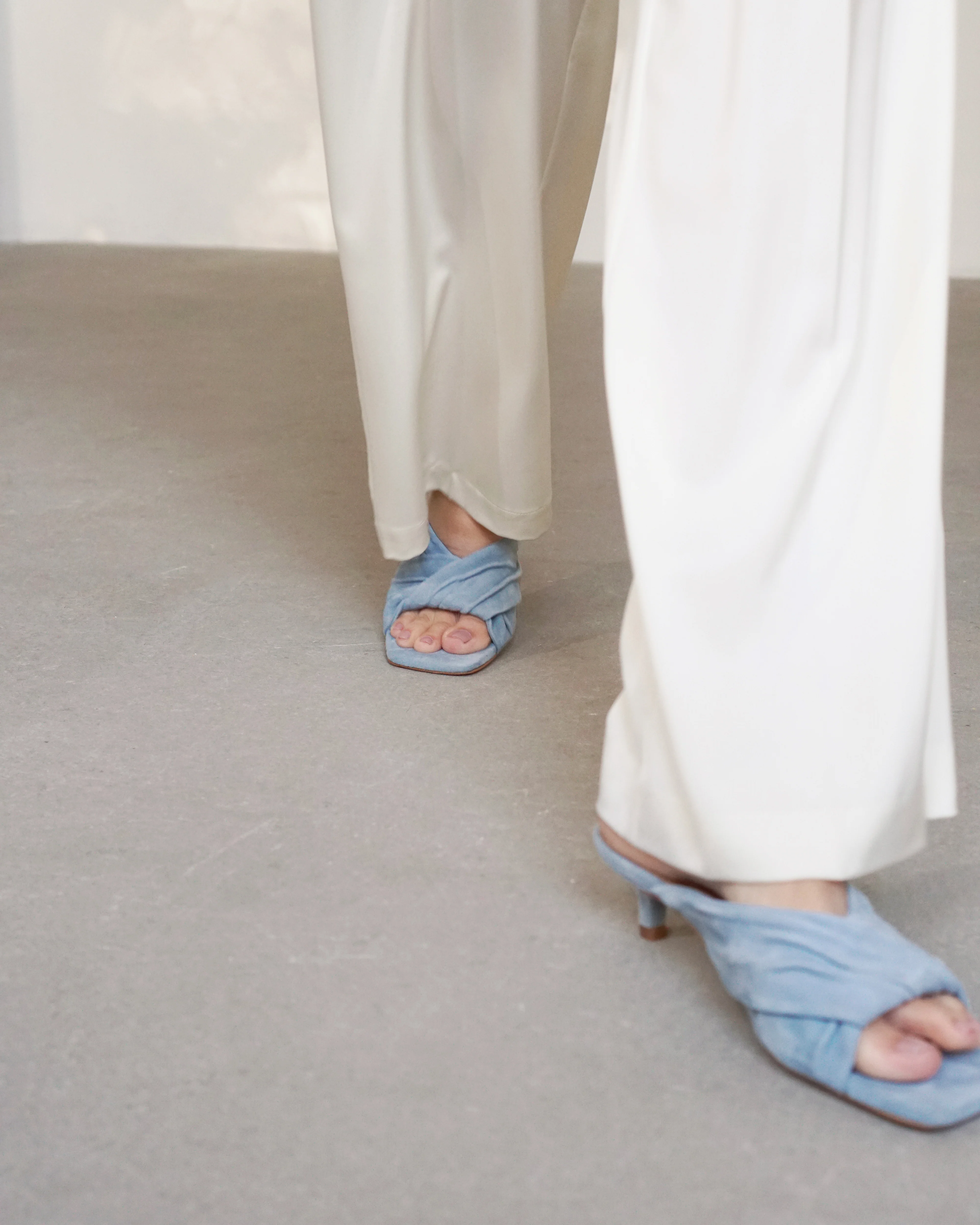 Emi Suede Blue - Image 3