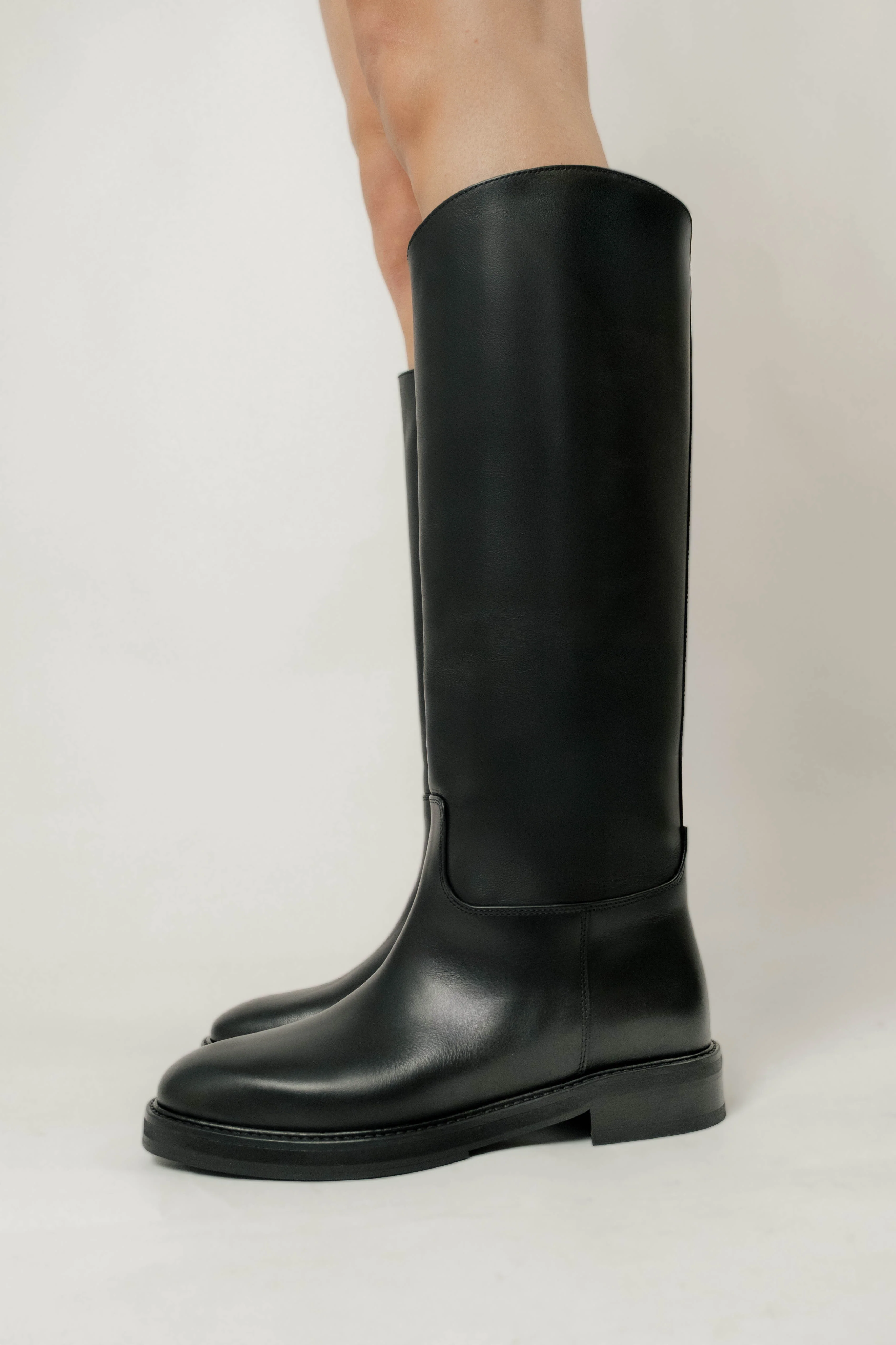 Florentine Leather Black - Image 7