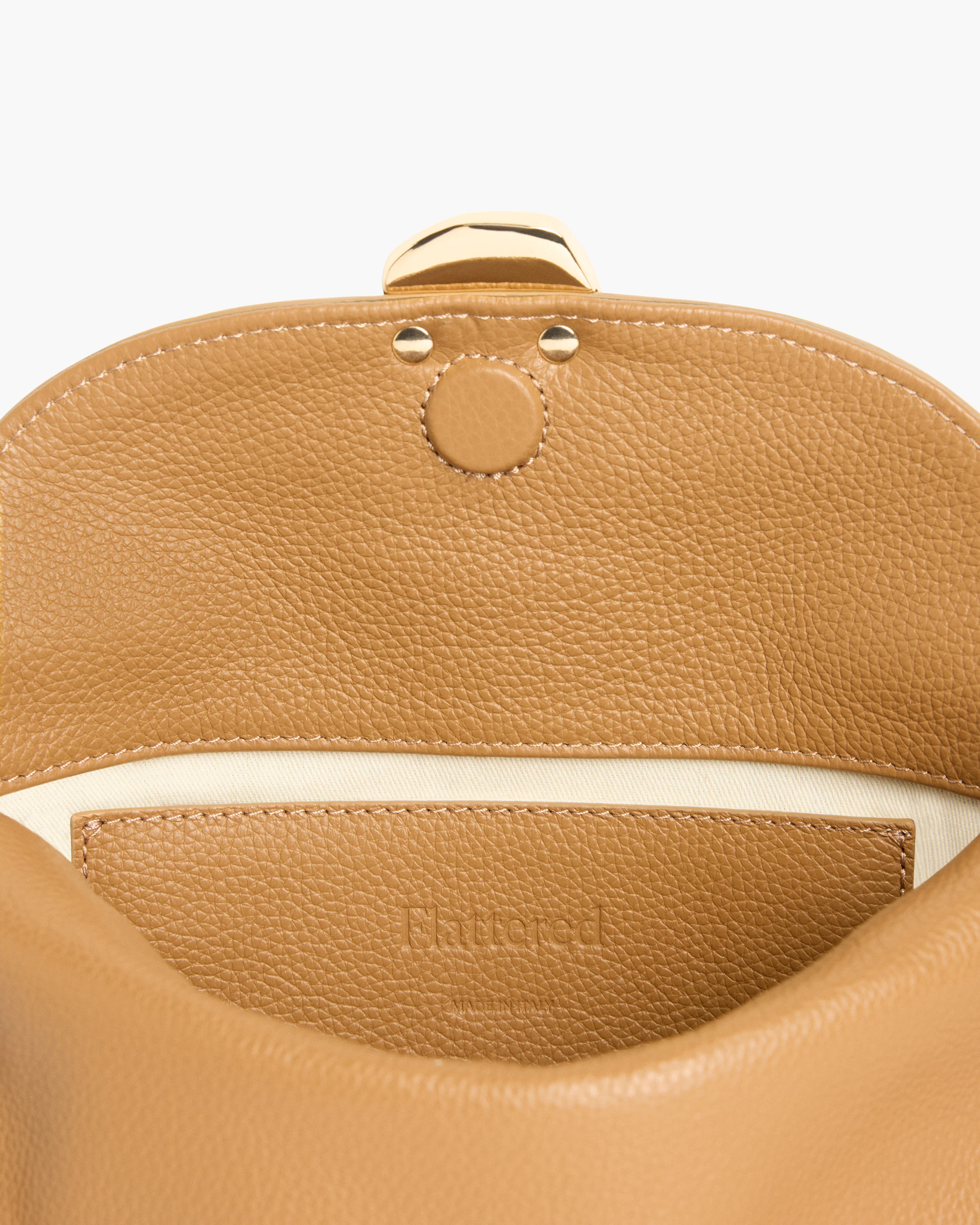 Hanna Clutch Grained Leather Cognac - Image 5