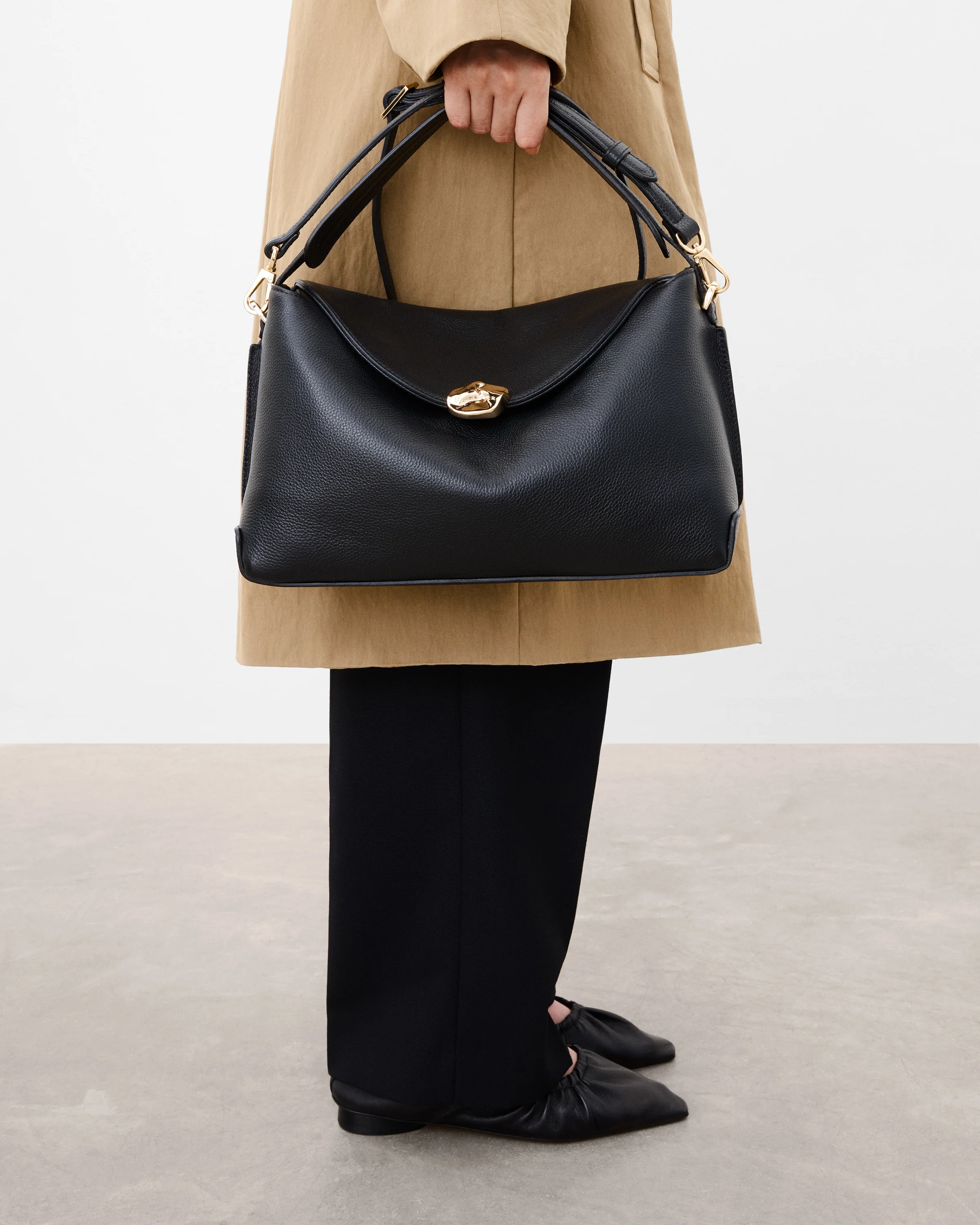 Hanna Grande Bag Grained Leather Black - Image 2