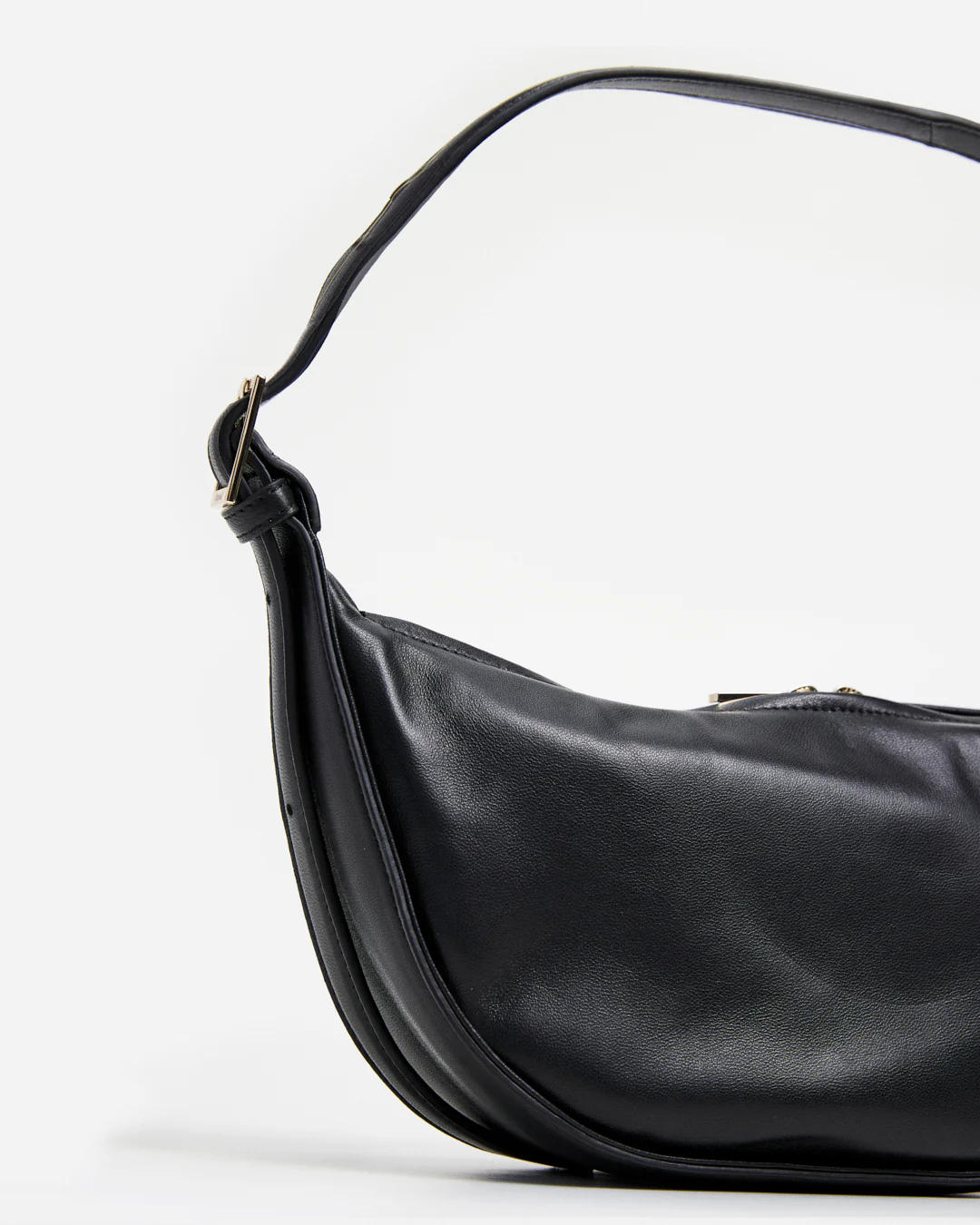 Irma Shoulder Bag Leather Black - Image 8