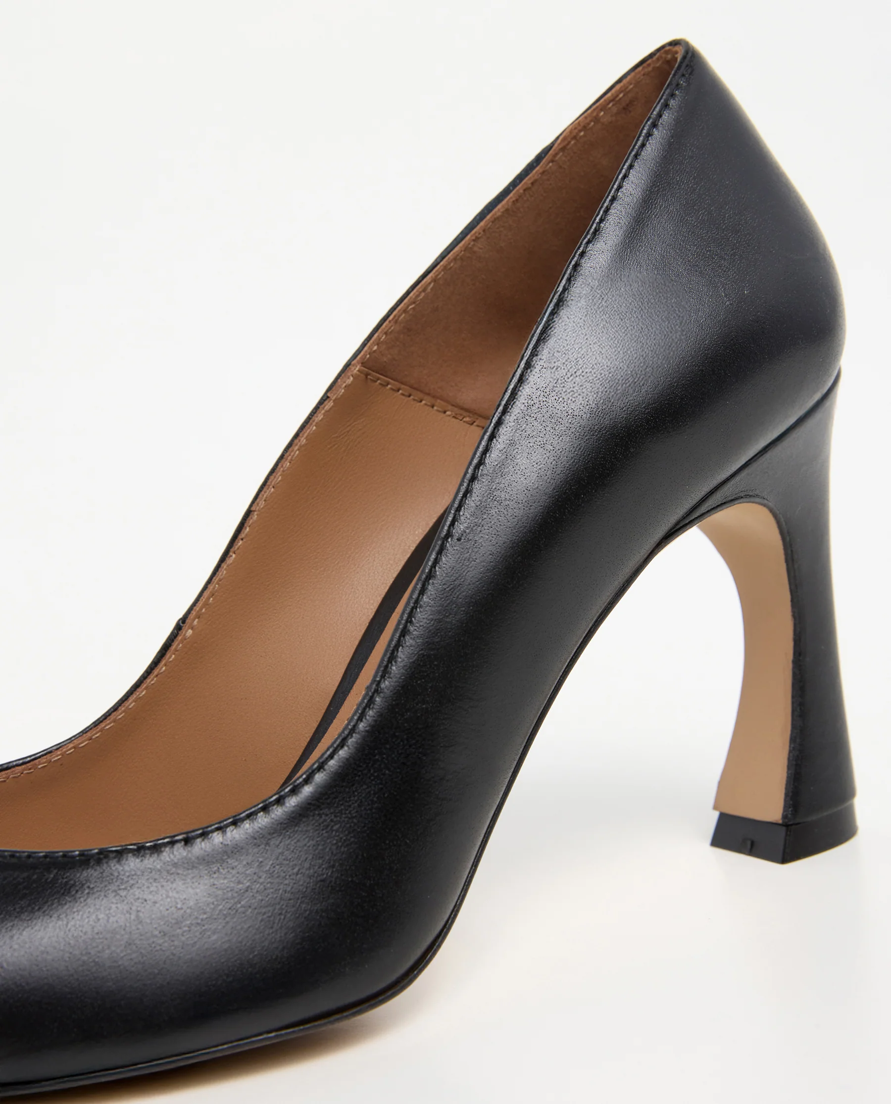 Leonie Leather Black - Image 4