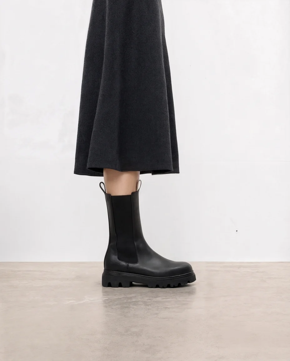 Lia Leather Black - Image 3