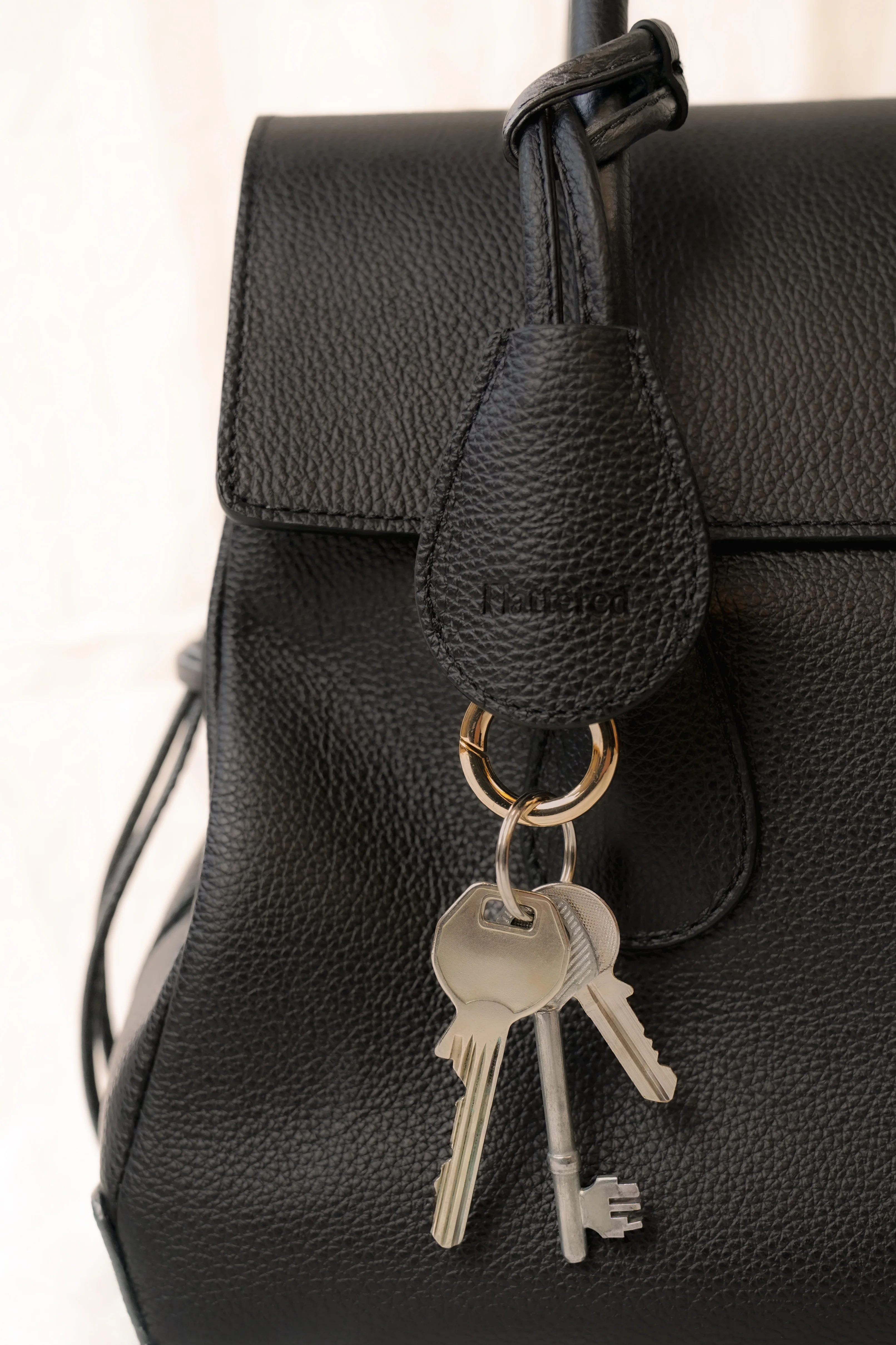 Lydia Tote Bag Grained Leather Black - Image 6