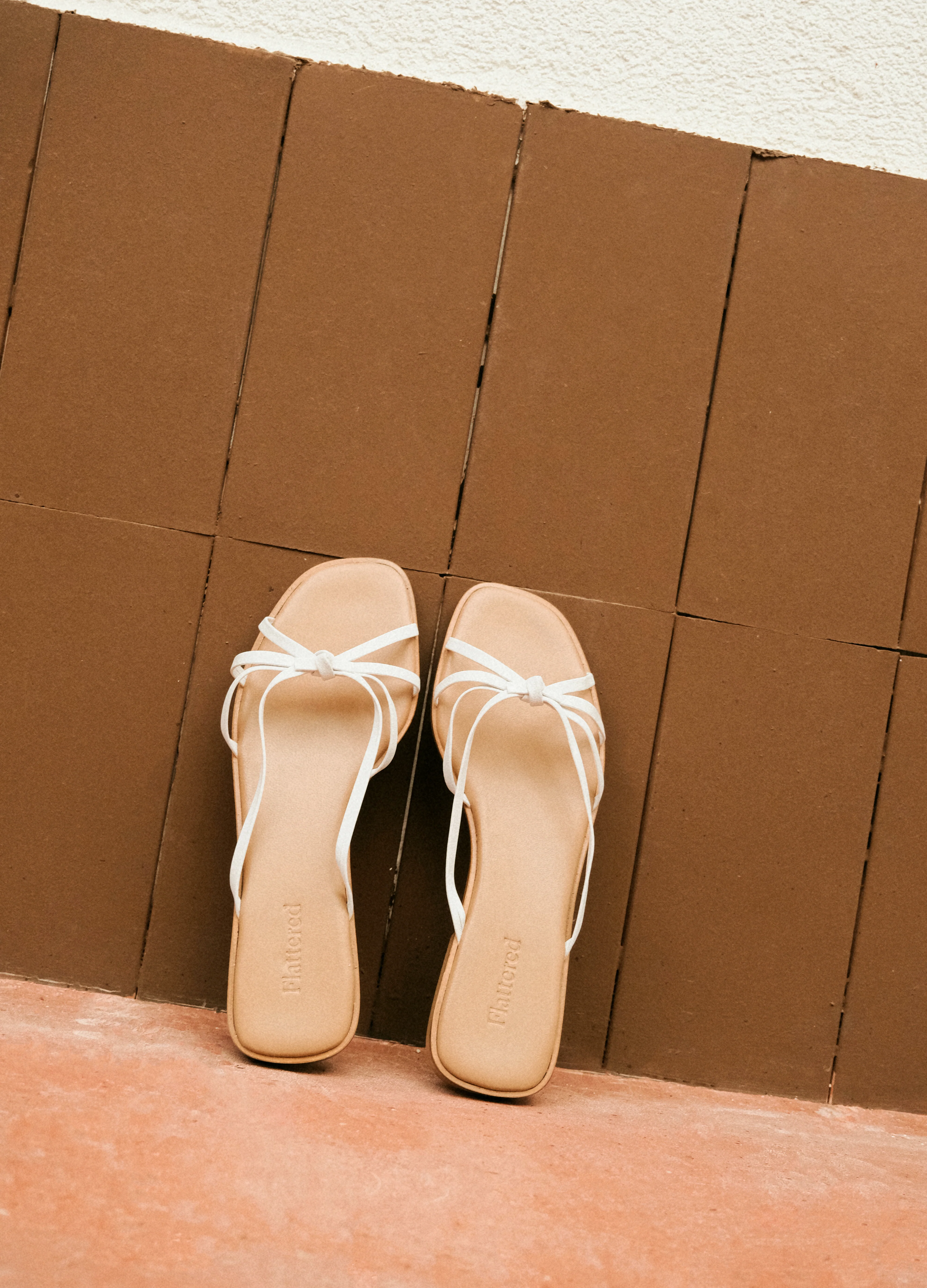 Mimosa Leather White - Image 8