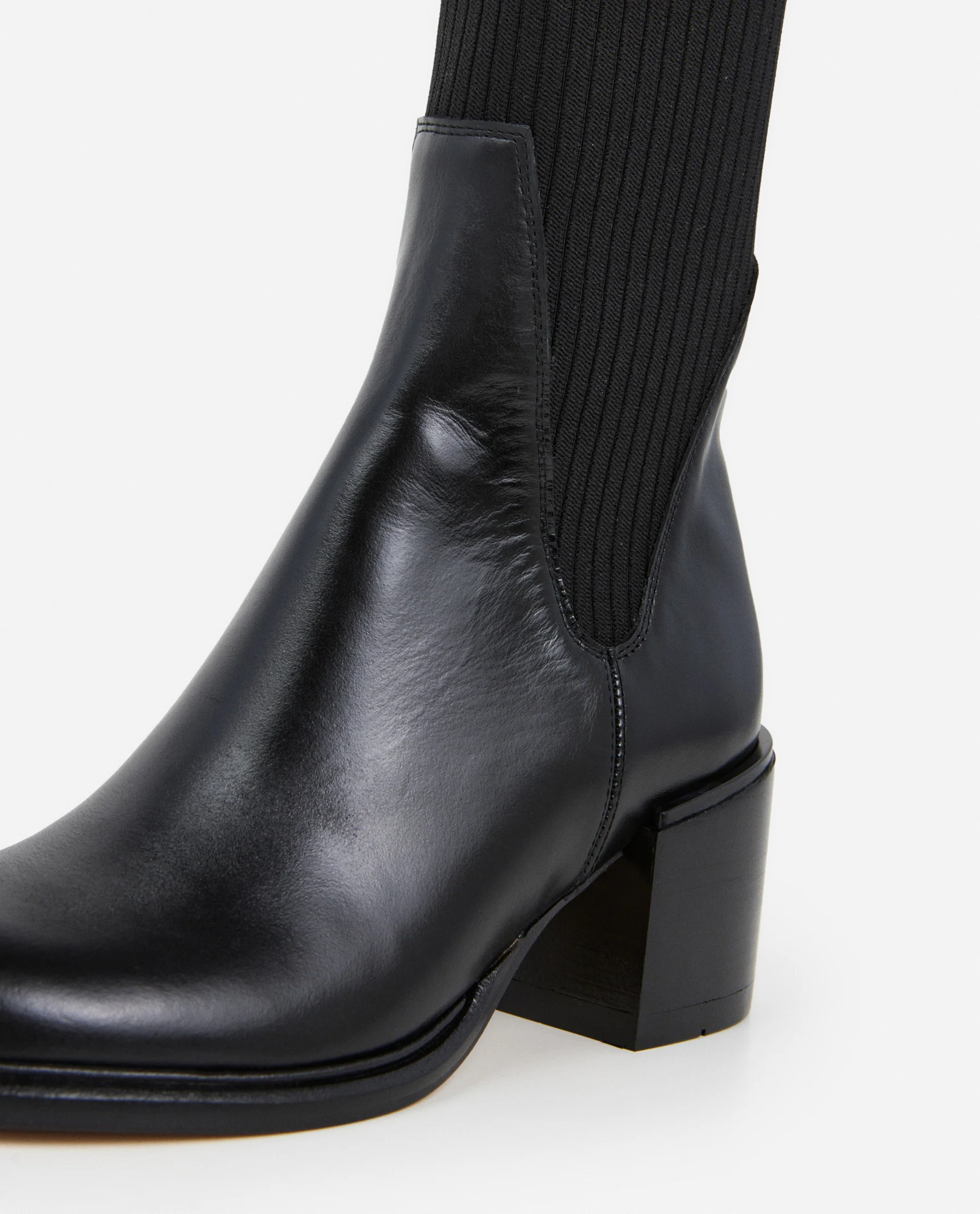 Quinn Leather Black - Image 9