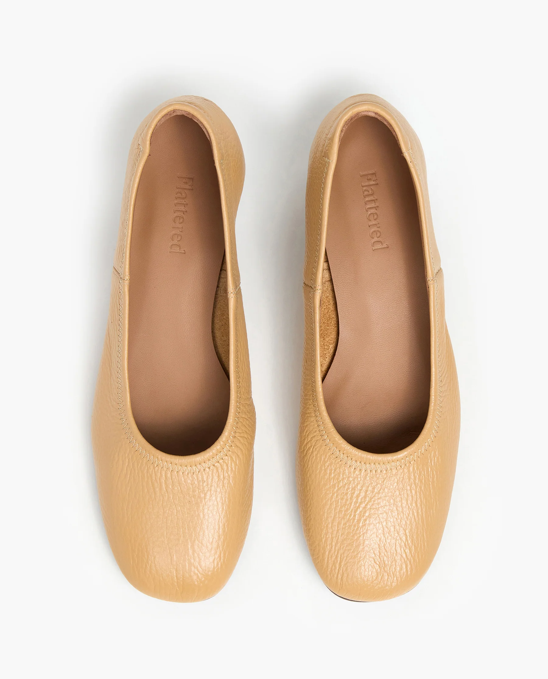 Zac Grained Leather Biscotti - Image 3